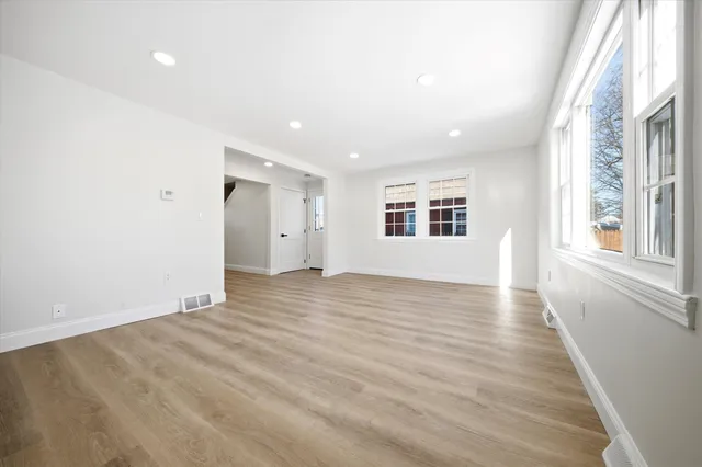 $350,000 | 30 Gingras Drive, Nashua, NH 03060