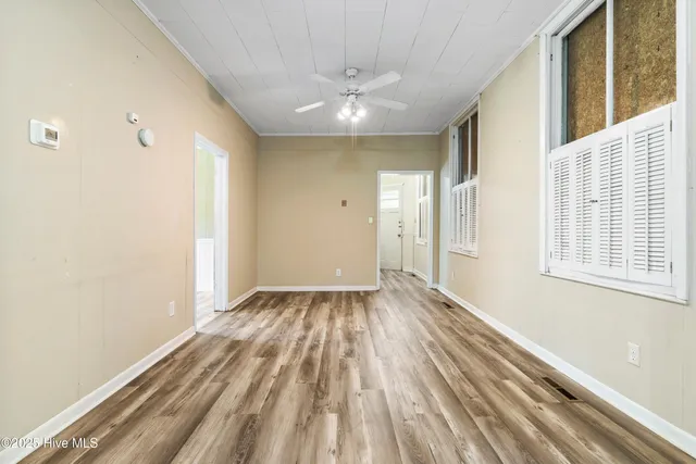 $122,900 | 401 Pecan Lane, Lake Waccamaw, NC 28450