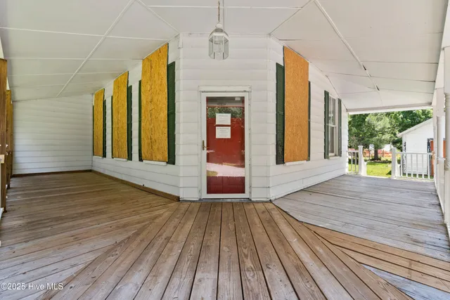 $122,900 | 401 Pecan Lane, Lake Waccamaw, NC 28450