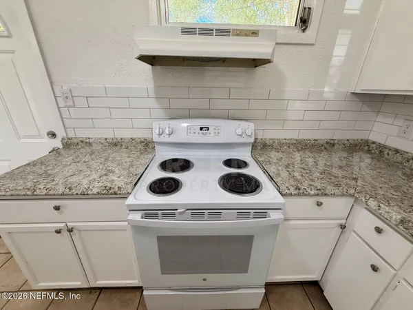 $1,200 | 4623 Suffolk Avenue, Jacksonville, FL 32208