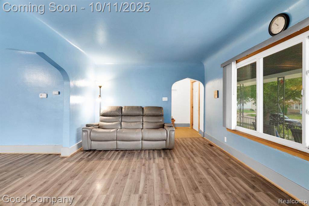 8459 Timken Avenue Warren, MI 48089 - Photo 13 of 28