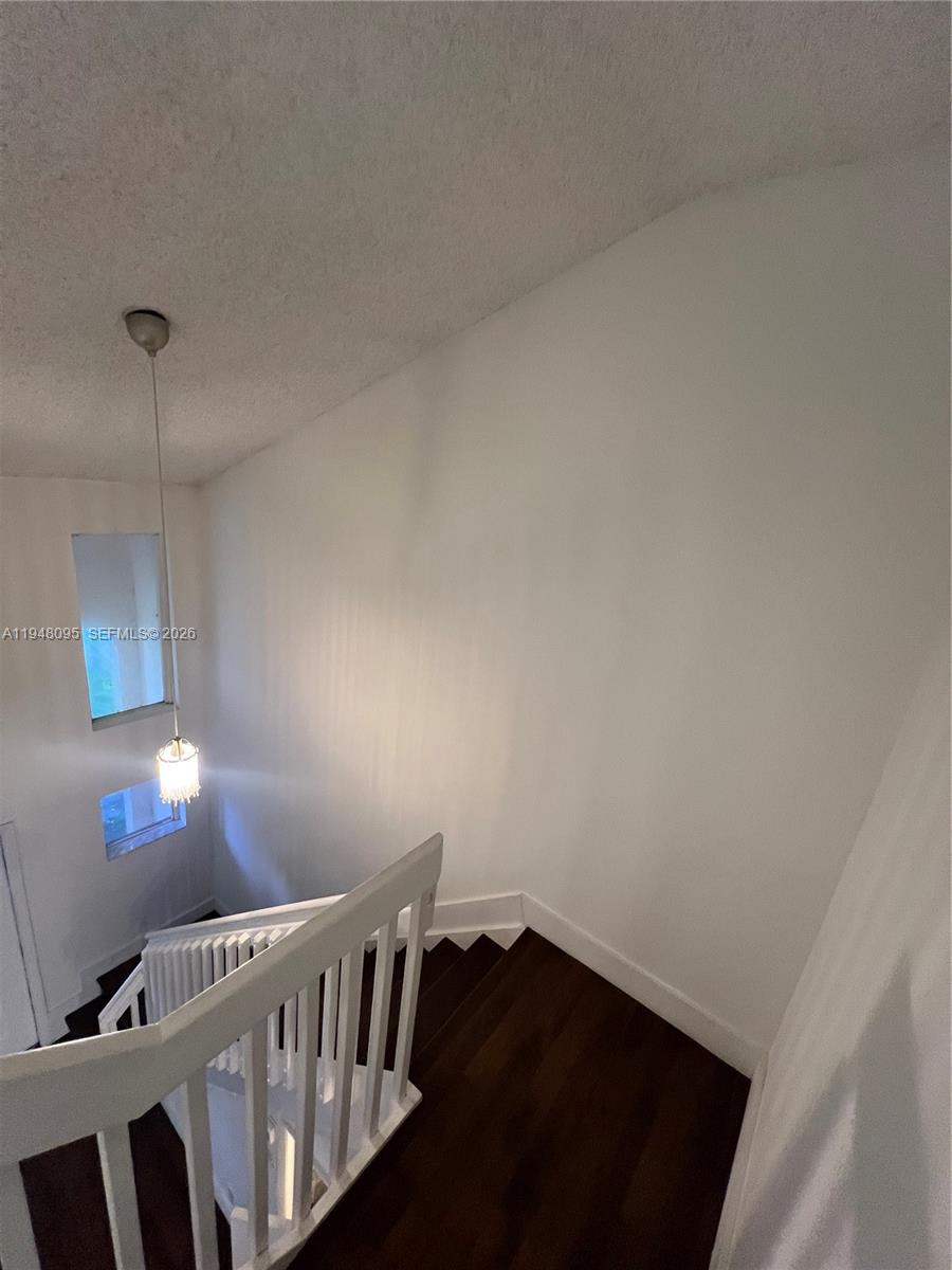 561 Racquet Club Road, Unit 21 Weston, FL 33326 - Photo 14 of 27