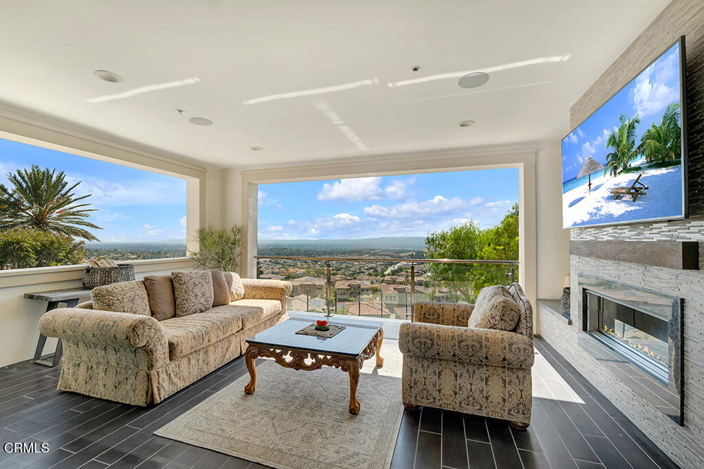 11735 Manchester Way Porter Ranch, CA 91326 - Photo 42 of 70 11735 Manchester Wy-HsHProd-30