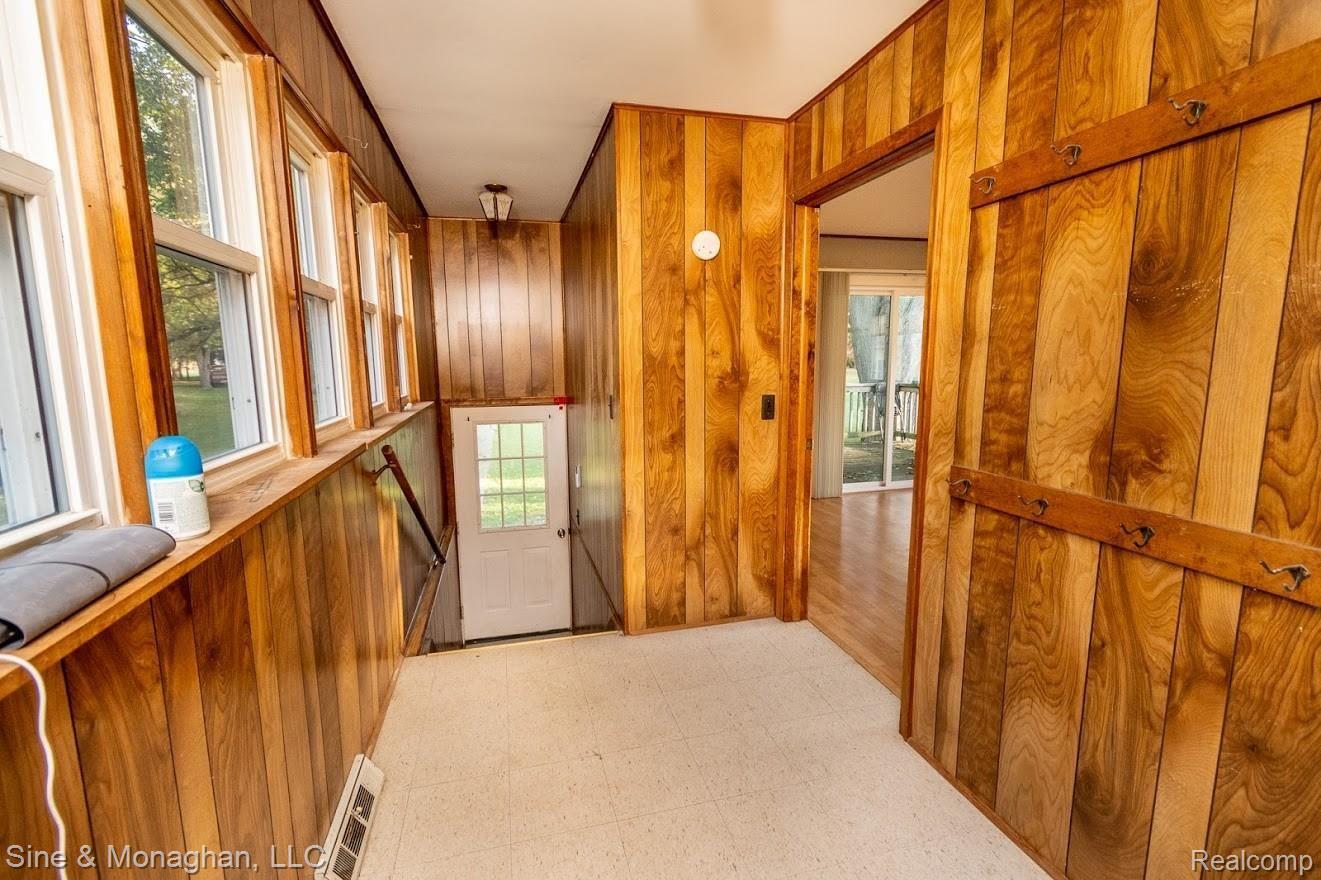 419 Pointe Tremble Road Algonac, MI 48001 - Photo 36 of 55 419-18.jpg