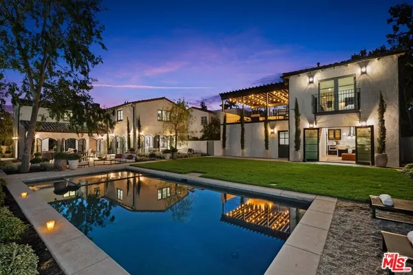 $6,950,000 | 134 North McCadden Place, Los Angeles, CA 90004