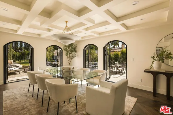 $6,950,000 | 134 North McCadden Place, Los Angeles, CA 90004