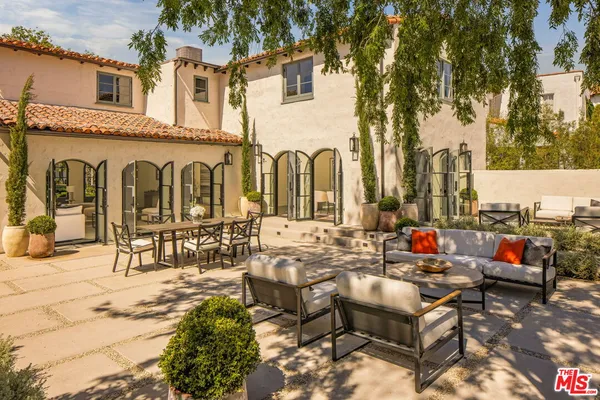 $6,950,000 | 134 North McCadden Place, Los Angeles, CA 90004