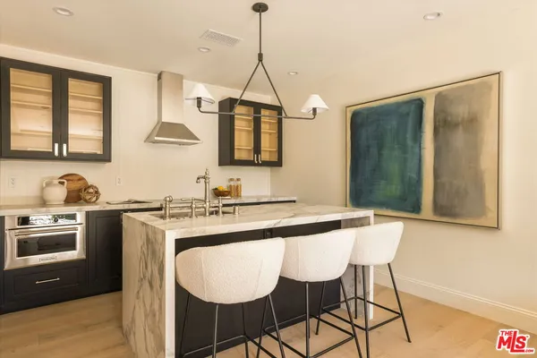 $6,950,000 | 134 North McCadden Place, Los Angeles, CA 90004