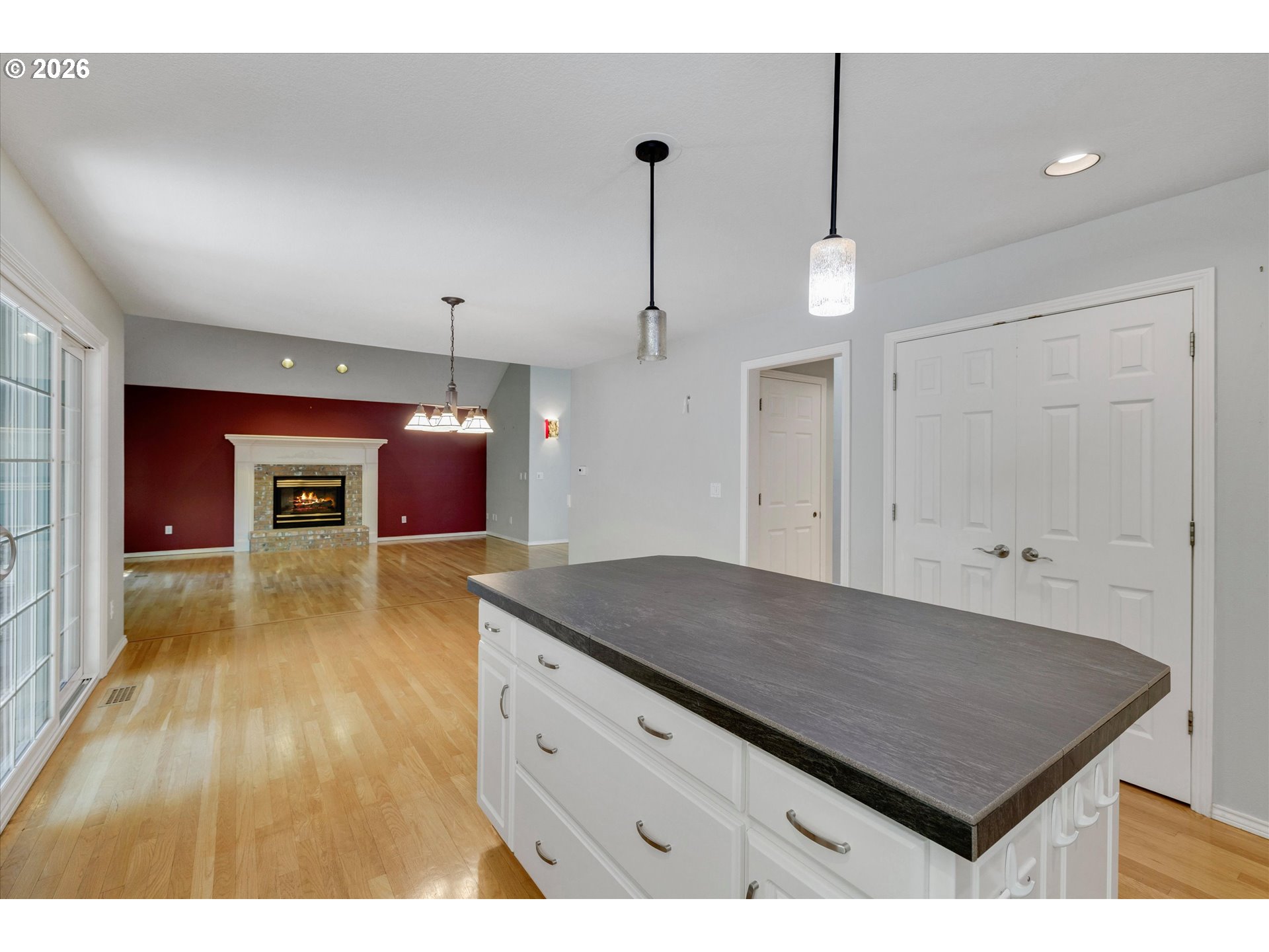 2355 Ostman Road West Linn, OR 97068 - Photo 13 of 32