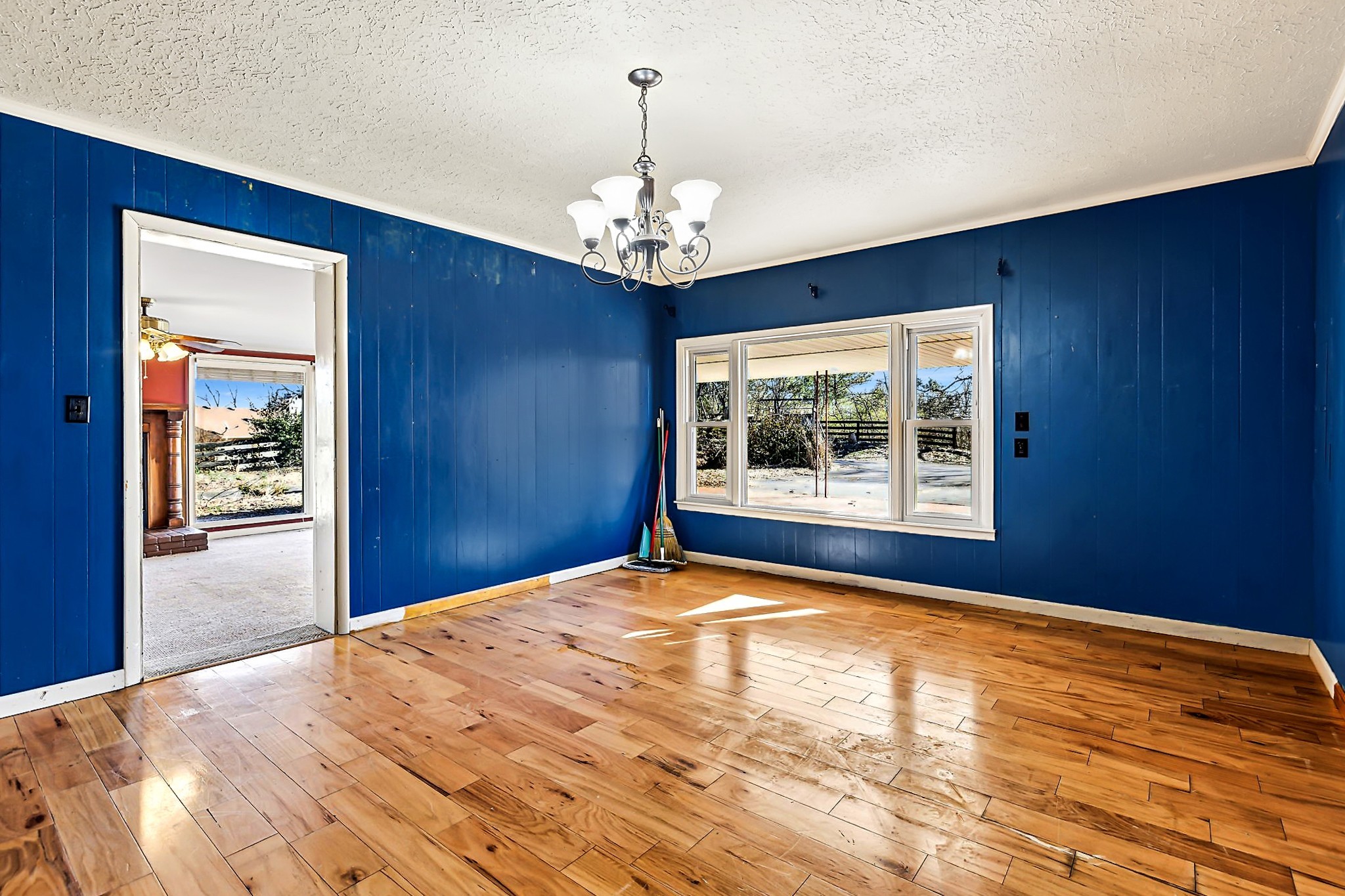 1170 Jim Read Road Ashland City, TN 37015 - Photo 13 of 39 a view of livingroom with window