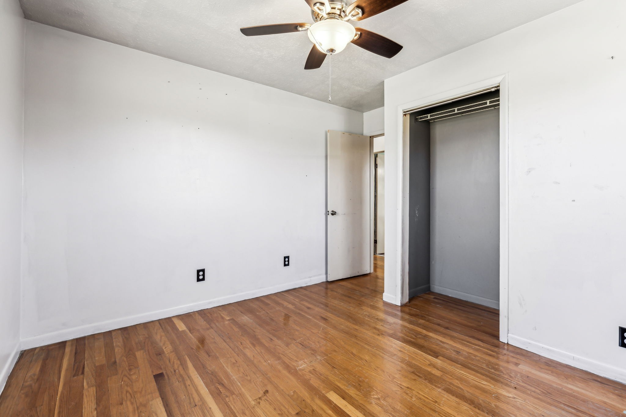 1170 Jim Read Road Ashland City, TN 37015 - Photo 29 of 39 wooden floor in an empty room