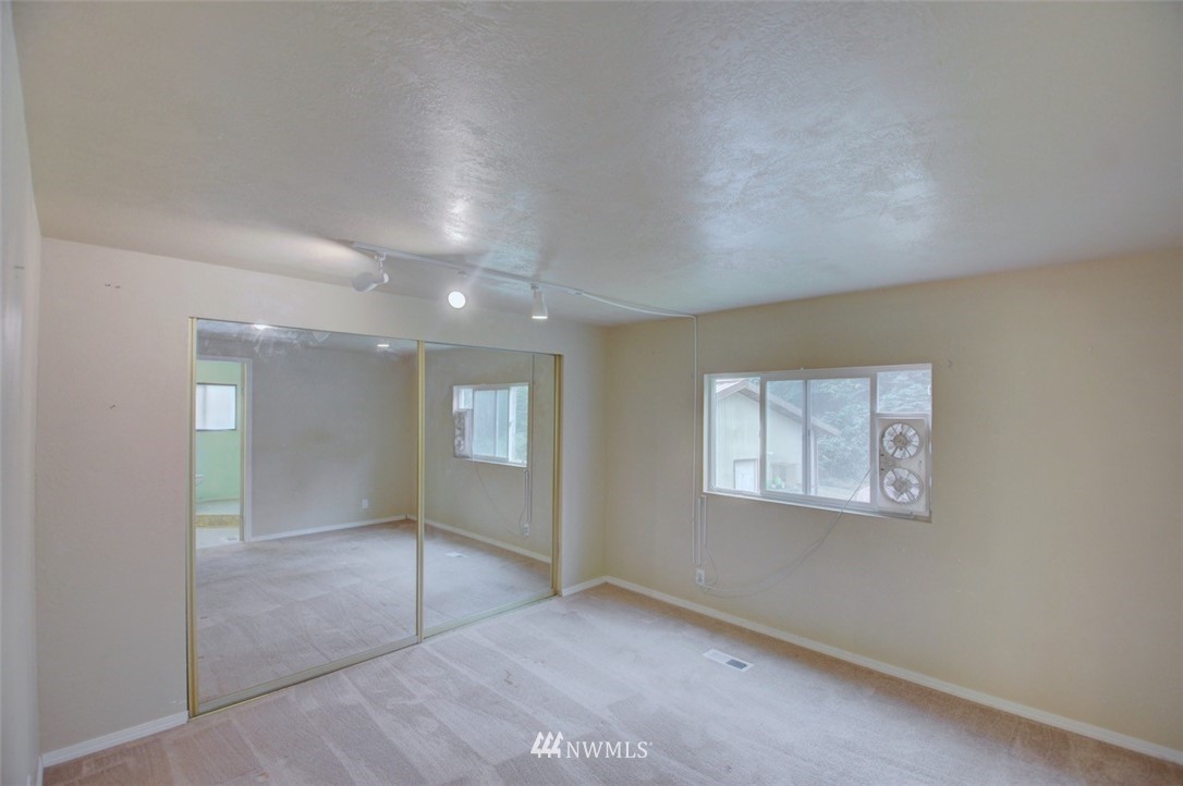 371 Dluhosh Road Onalaska, WA 98570 - Photo 14 of 25 Gallery Image 14