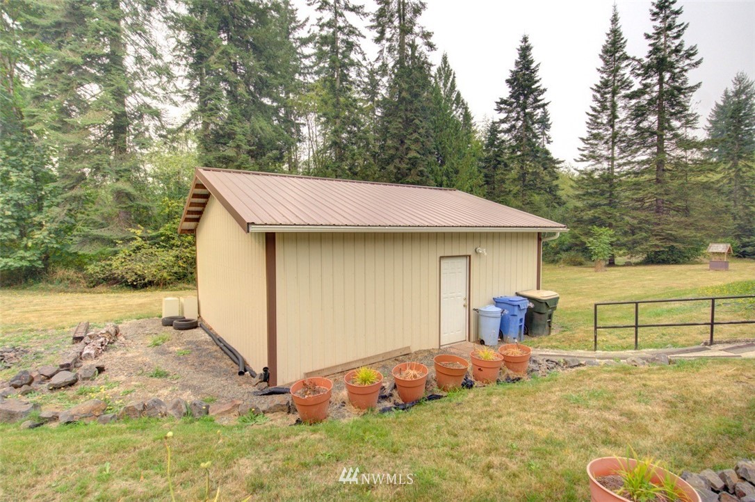 371 Dluhosh Road Onalaska, WA 98570 - Photo 21 of 25 Gallery Image 21