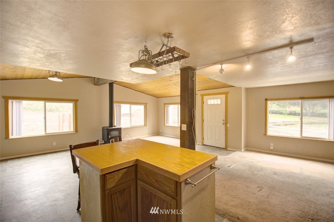 371 Dluhosh Road Onalaska, WA 98570 - Photo 9 of 25 Gallery Image 9