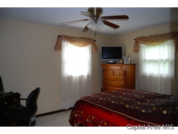 37 Abbot Road Springfield, IL 62704 - Photo 11 of 23