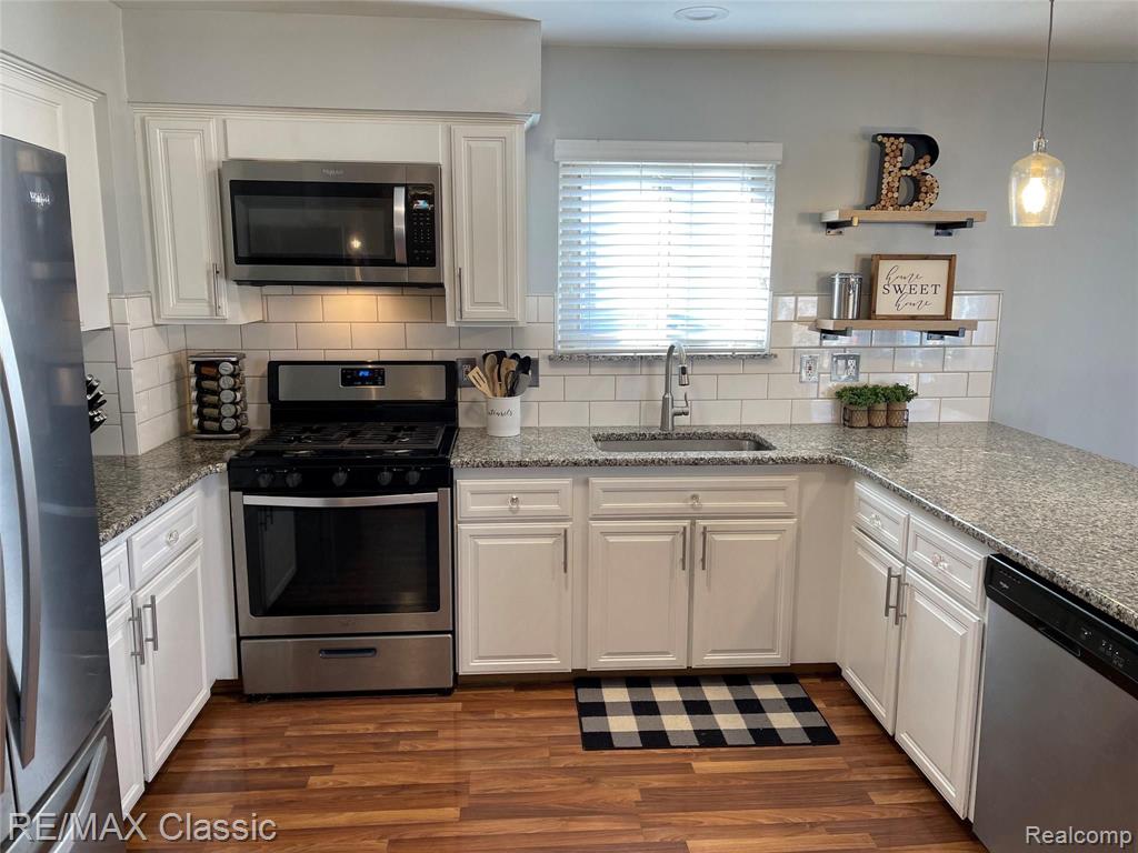 44014 Proctor Road Canton, MI 48188 - Photo 6 of 38