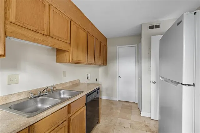 $130,000 | 4701 Flat Shoals Road, Unit 65A, Union City, GA 30291