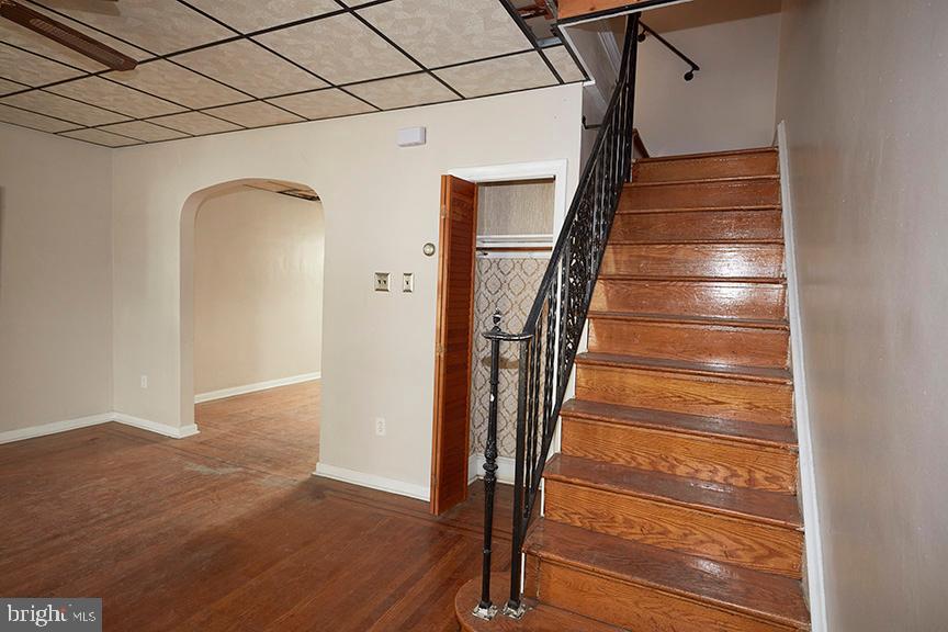 88 Clifton Avenue Sharon Hill, PA 19079 - Photo 2 of 22