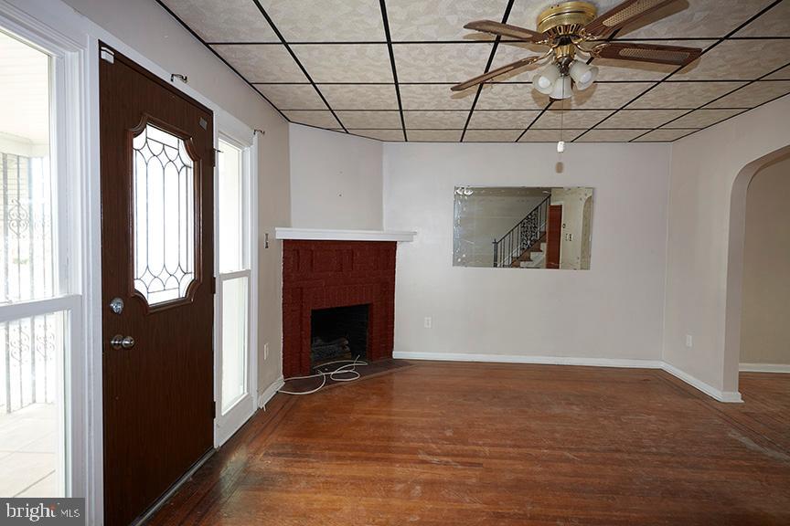 88 Clifton Avenue Sharon Hill, PA 19079 - Photo 3 of 22