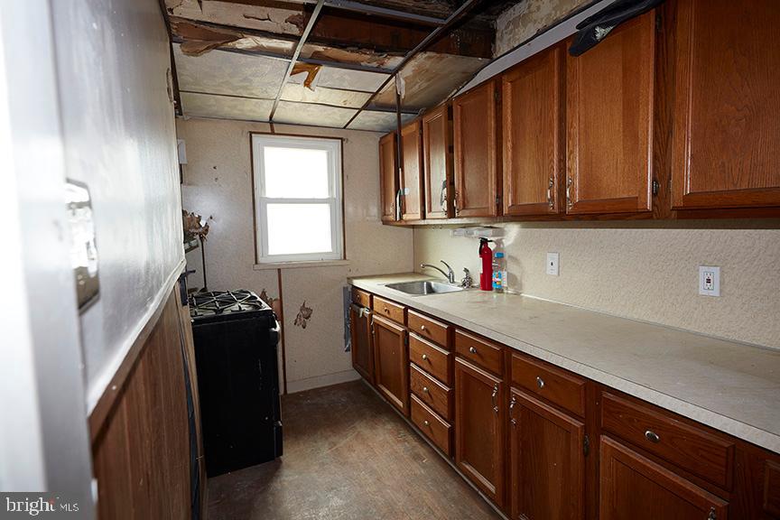 88 Clifton Avenue Sharon Hill, PA 19079 - Photo 6 of 22