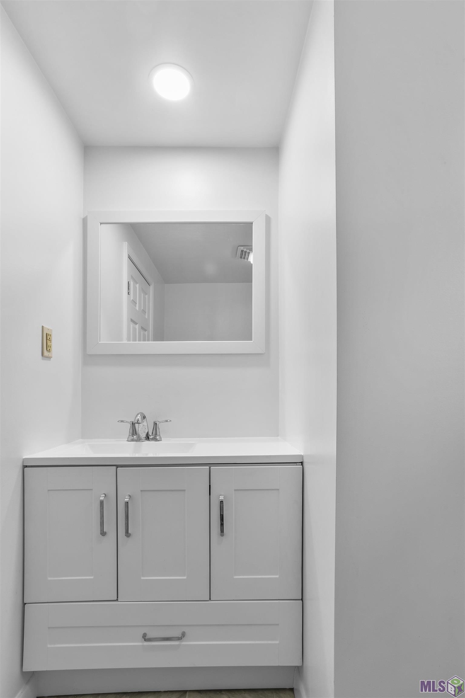 4063 Noah Street Baton Rouge, LA 70802 - Photo 8 of 10 Gallery Image 8