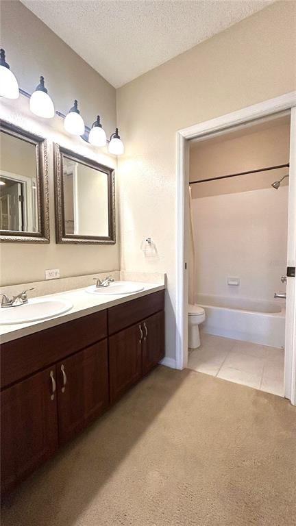 10000 Southwest 52nd Avenue, Unit 7 Gainesville, FL 32608 - Photo 19 of 24 a spacious bathroom with a double vanity sink mirror and double