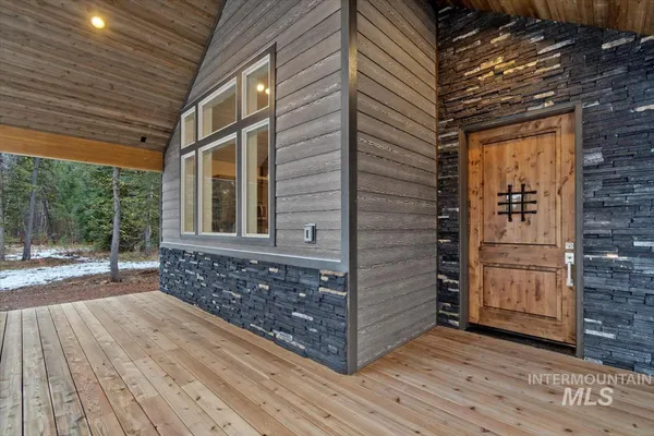 $779,000 | 136 Jacks Loop, Donnelly, ID 83615