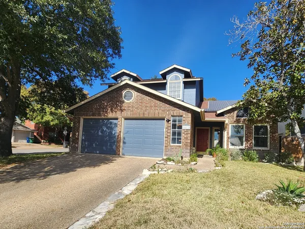 $1,925 | 14038 Fairway Oaks, San Antonio, TX 78217