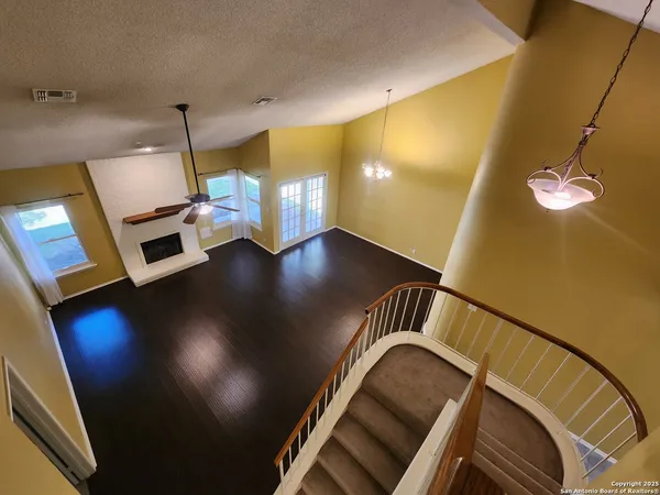 $1,925 | 14038 Fairway Oaks, San Antonio, TX 78217