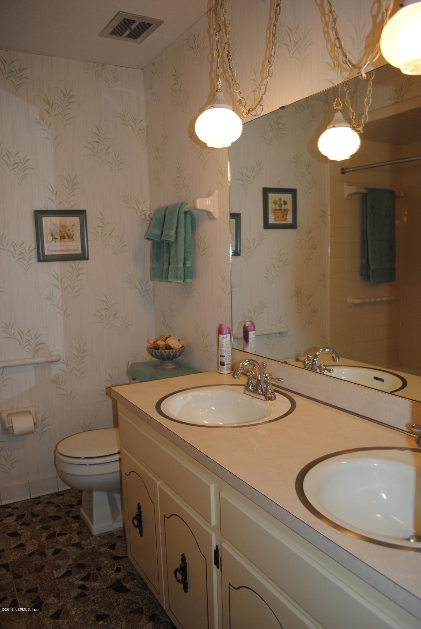 3354 Sequoia Road Orange Park, FL 32073 - Photo 23 of 27 Bathroom Two