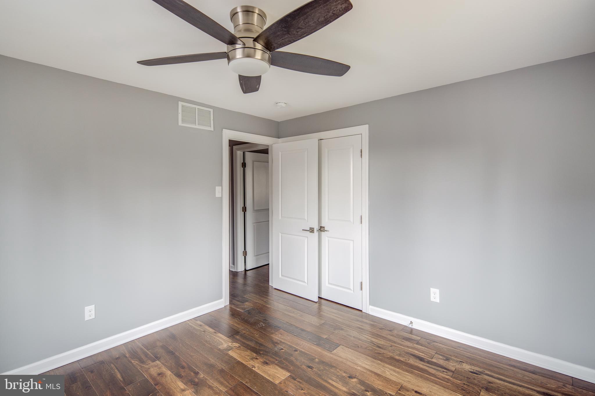 1921 Kings Point Road Cherry Hill, NJ 08003 - Photo 12 of 23 Gallery Image 12