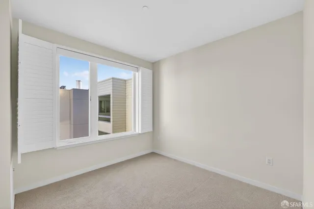 $4,600 | 10 Innes Court, Unit 401, San Francisco, CA 94124