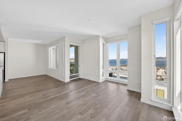 $4,600 | 10 Innes Court, Unit 401, San Francisco, CA 94124