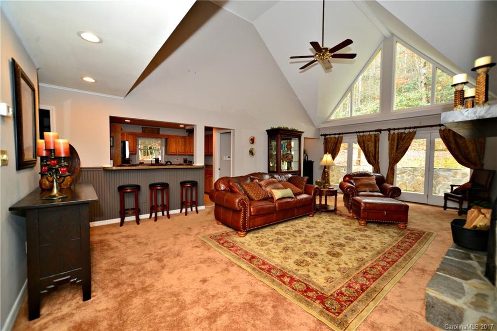 284 Forest Run Road Whittier, NC 28789 - Photo 2 of 24 Gallery Image 2