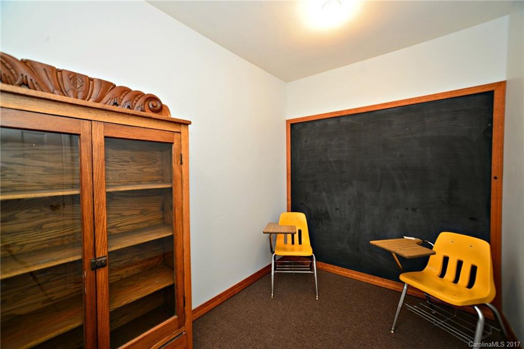 284 Forest Run Road Whittier, NC 28789 - Photo 17 of 24 Gallery Image 17