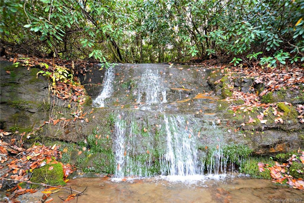 284 Forest Run Road Whittier, NC 28789 - Photo 20 of 24 Gallery Image 20