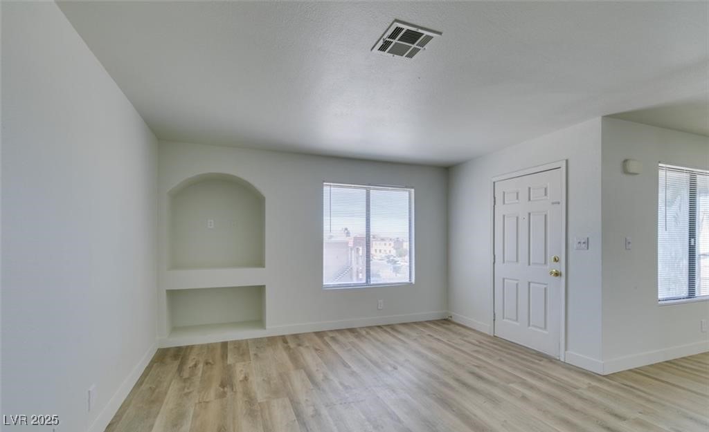 6932 Kilgore Drive, Unit C Las Vegas, NV 89156 - Photo 7 of 32