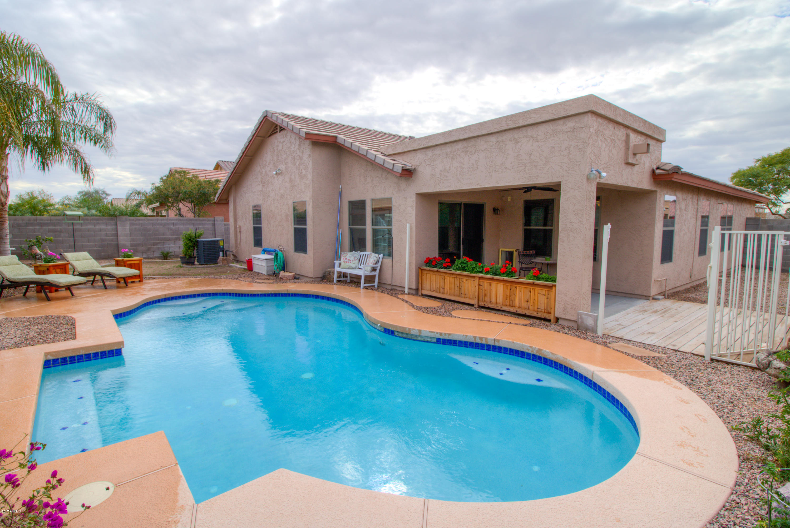 17885 North Madison Road Maricopa, AZ 85139 - Photo 1 of 42 38