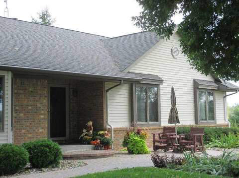 10095 Irish Road Goodrich, MI 48438 - Photo 3 of 70 20420762-2.JPG