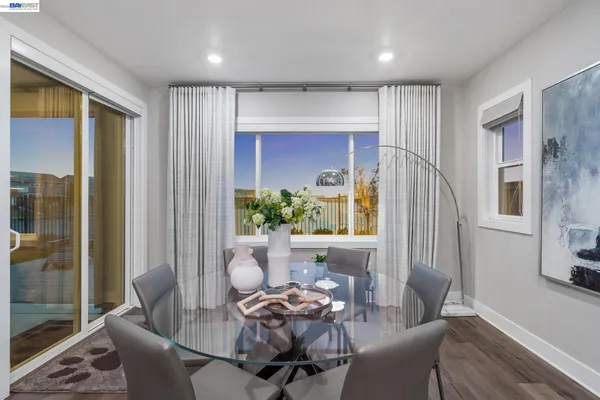 $945,000 | 2827 Irish Mdw Way, Lathrop, CA 95330