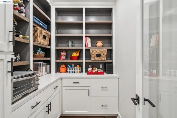 $945,000 | 2827 Irish Mdw Way, Lathrop, CA 95330