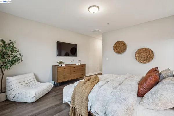 $945,000 | 2827 Irish Mdw Way, Lathrop, CA 95330