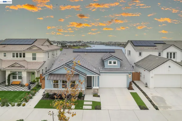$945,000 | 2827 Irish Mdw Way, Lathrop, CA 95330