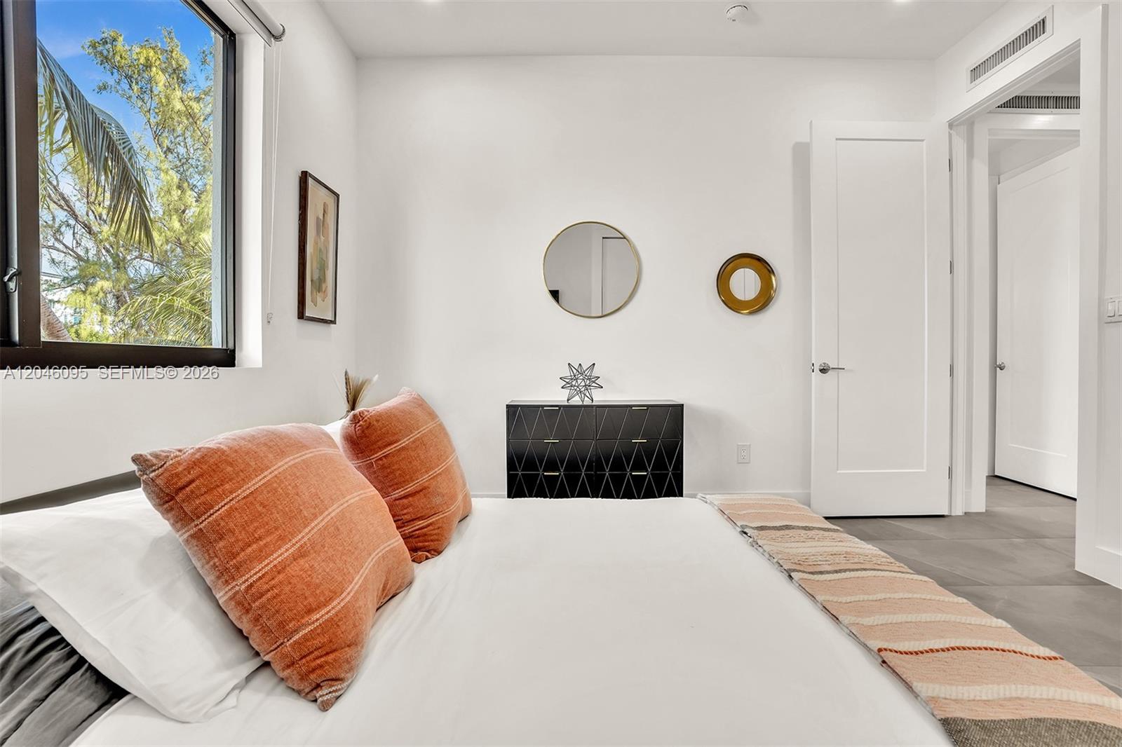 2100 Miami Road, Unit 202 Fort Lauderdale, FL 33316 - Photo 23 of 34