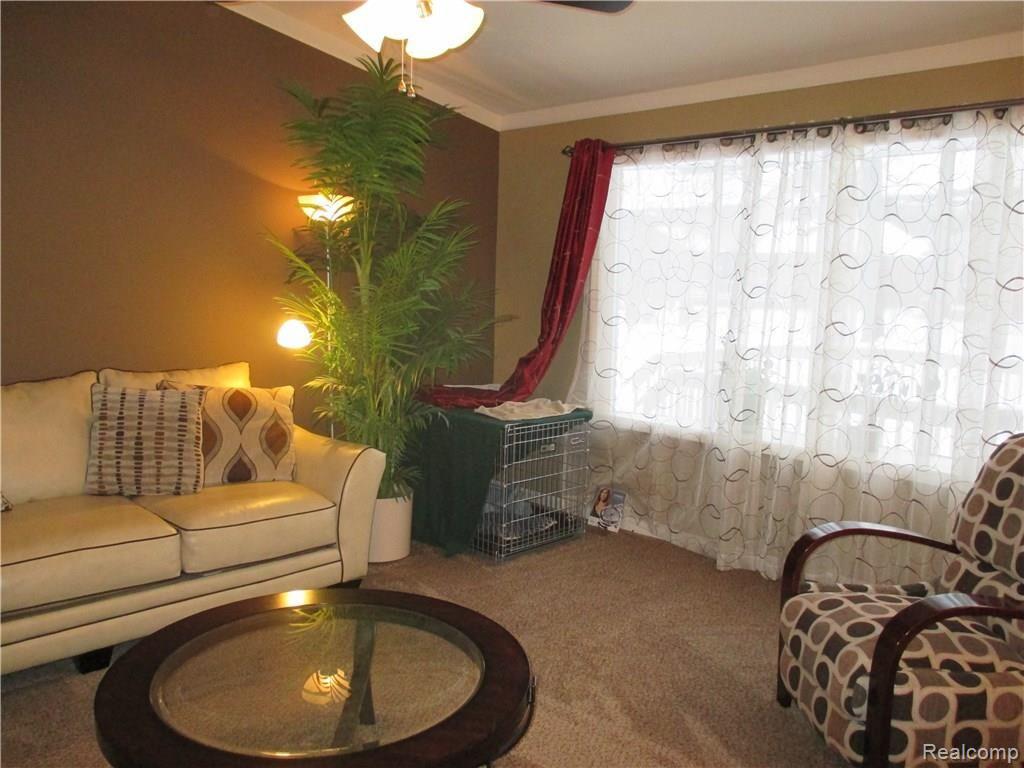 623 Snowmass Drive Rochester, MI 48309 - Photo 16 of 38 IMG_1856.JPG