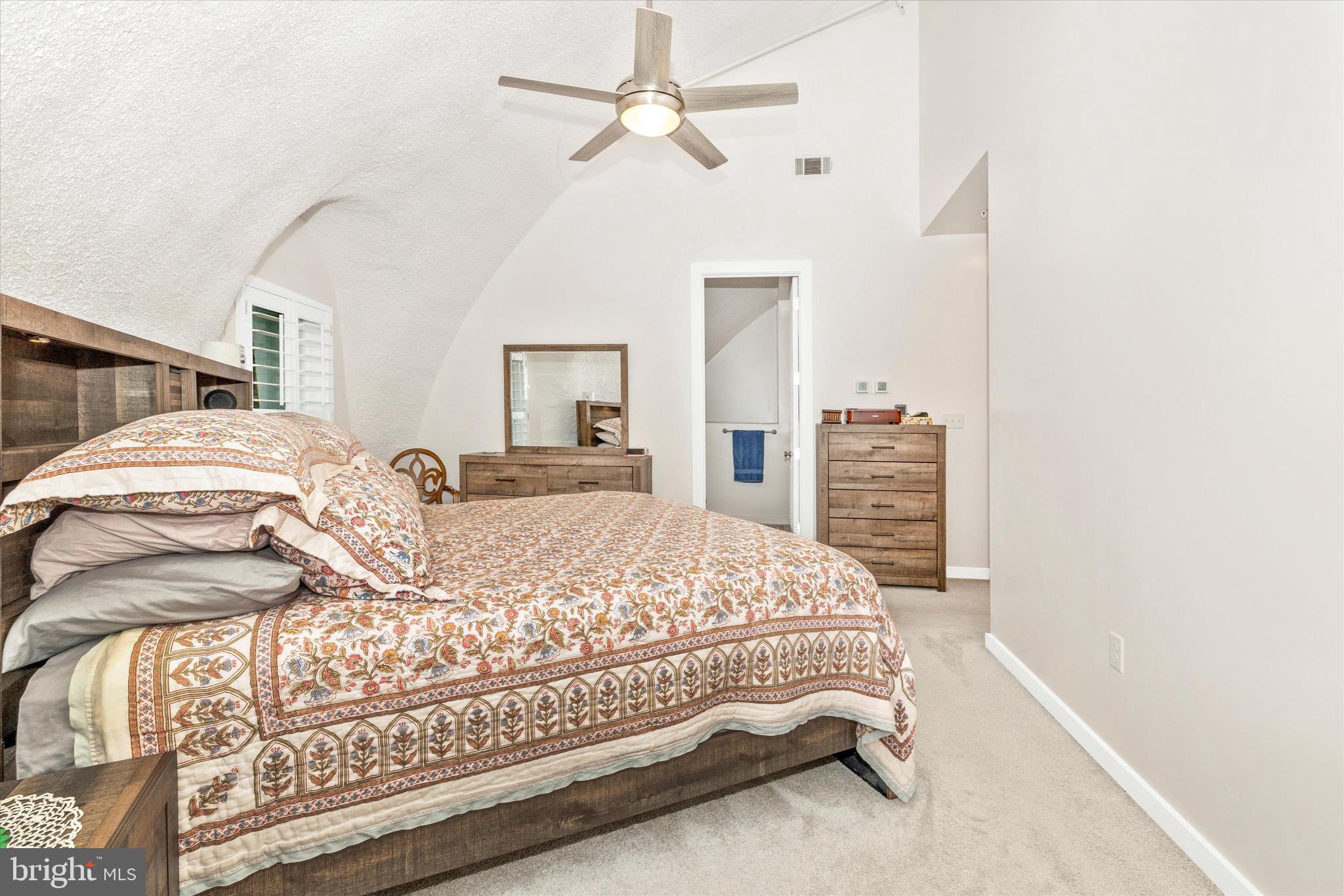 4940 Fox Tower Road Smithsburg, MD 21783 - Photo 19 of 41 a bedroom with a bed and dresser