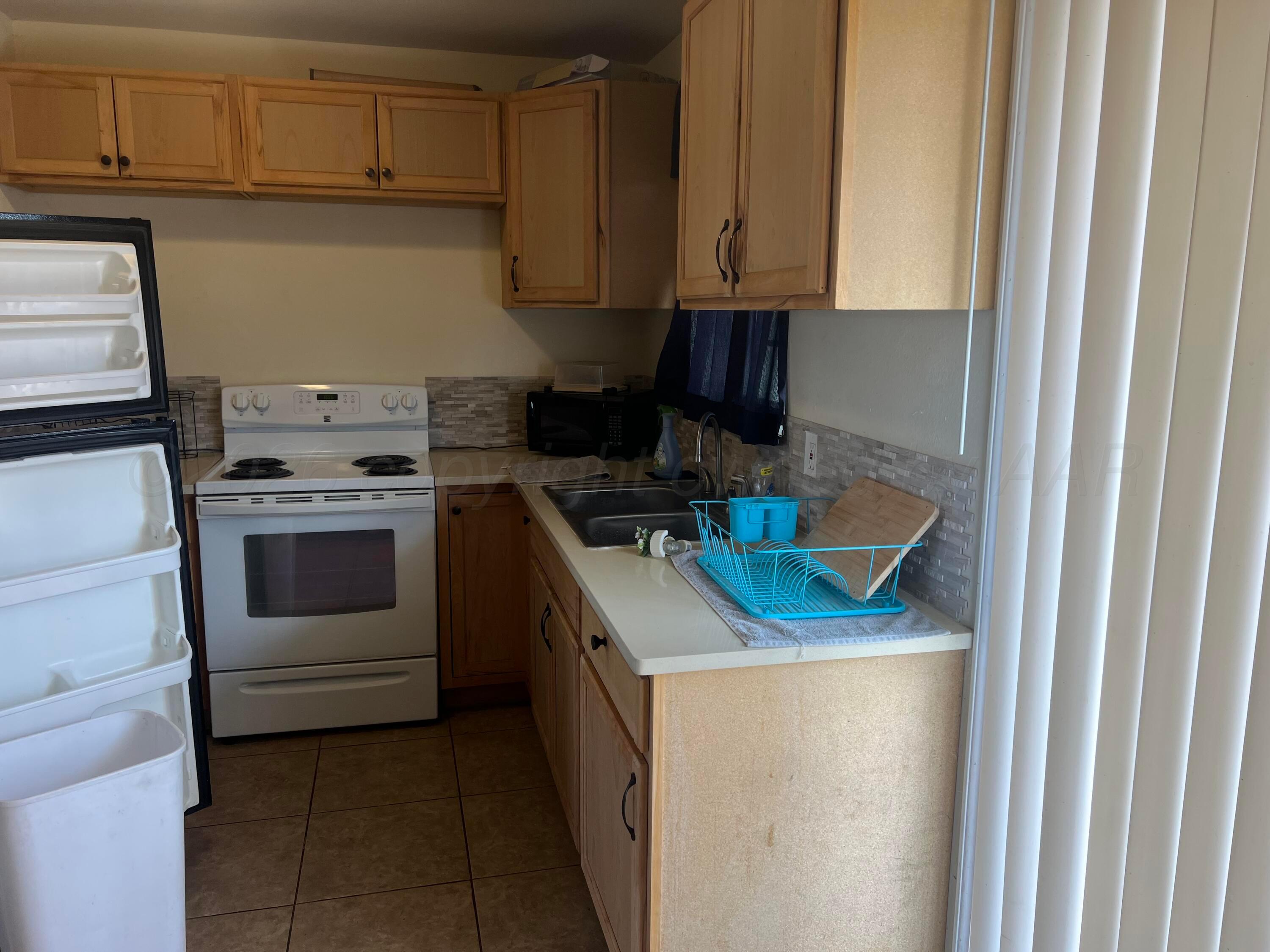 823 Latimer Street Borger, TX 79007 - Photo 10 of 33 823 Latimer St., Borger, TX