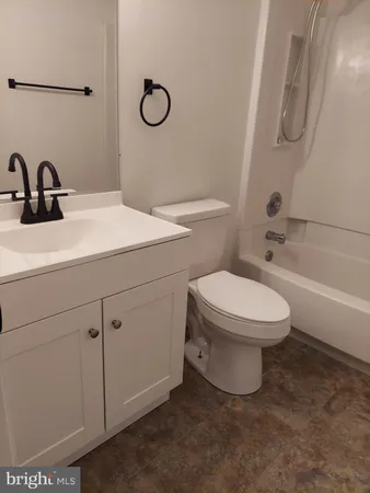 $389,000 | 103 Northwood Circle, Cross Junction, VA 22625