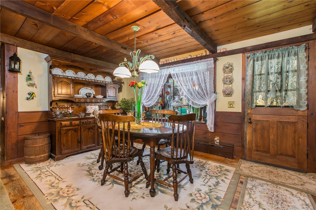 173 Howard Hill Road Foster, RI 02825 - Photo 13 of 31 Dining Room - 12'X15'