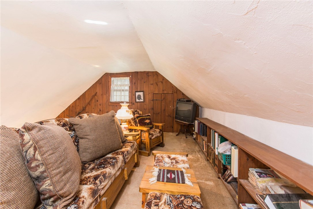 173 Howard Hill Road Foster, RI 02825 - Photo 9 of 31 Second Floor Loft - 24'X8'